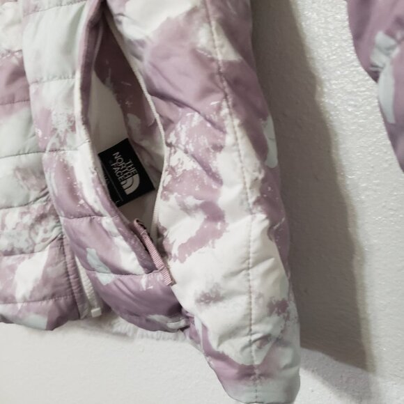 The North Face Reversible Jacket - Picture 5 of 13